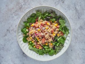 Read more about the article Tuna, Quinoa & Brown Rice Bowl